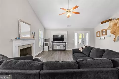 122 Middle Fork Ln, Carnesville, GA 30521 photo 6