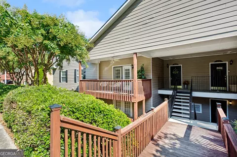 403 Brighton Pt, Sandy Springs, GA 30328