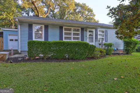 104 Magnolia Dr, Griffin, GA 30223