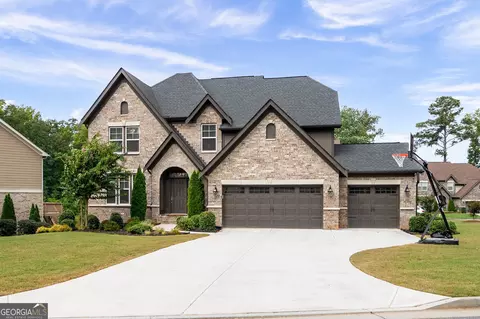 2043 Clovercroft Rd, Acworth, GA 30101