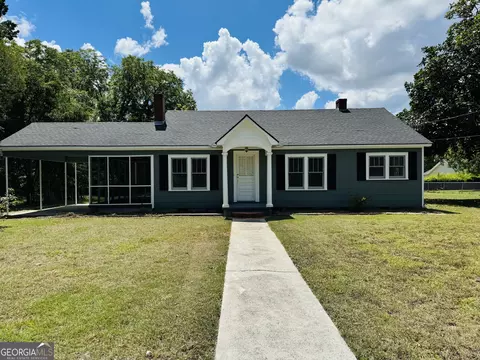 356 E Main St, Statesboro, GA 30458