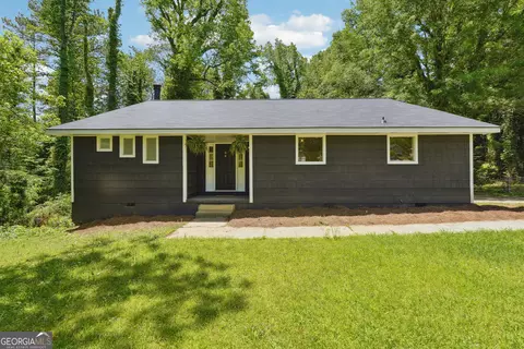 8915 Creekwood Ct, Riverdale, GA 30274