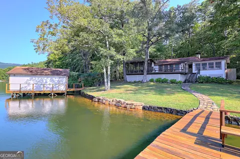 382 Moccasin Creek Rd, Clarkesville, GA 30523