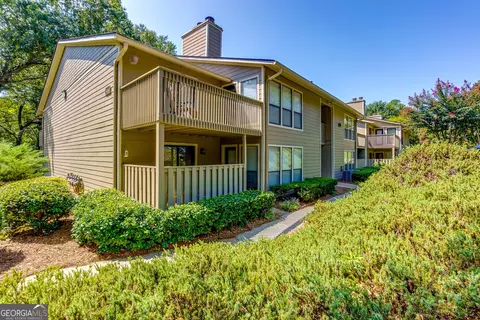 517 River Mill Cir, Roswell, GA 30075