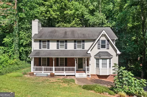 1674 Ellenwood Dr, Roswell, GA 30075