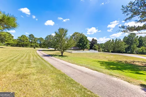 Exterior - 121 Hudson Rd, Lagrange, GA 30240 photo 8 of 22