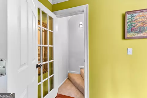 Entry Way - 121 Hudson Rd, Lagrange, GA 30240 photo 6 of 12