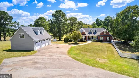 Exterior - 121 Hudson Rd, Lagrange, GA 30240 photo 2 of 22
