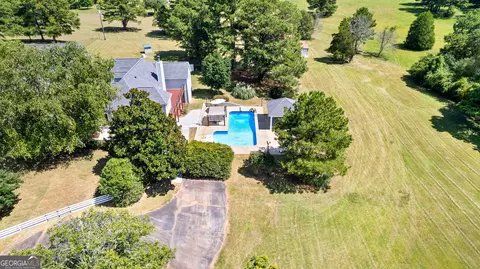 Exterior - 121 Hudson Rd, Lagrange, GA 30240 photo 20 of 22