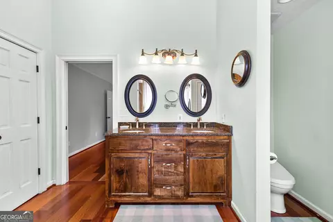 Bath - 121 Hudson Rd, Lagrange, GA 30240 photo 3 of 8