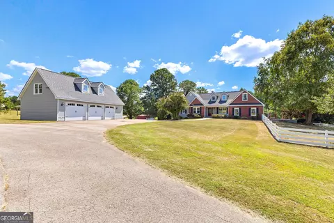 Exterior - 121 Hudson Rd, Lagrange, GA 30240 photo 19 of 22