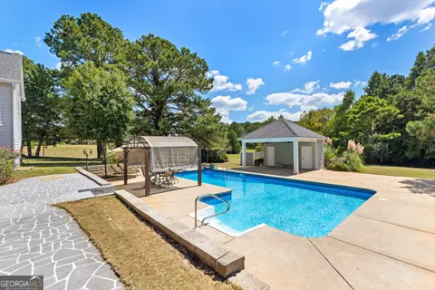 Exterior - 121 Hudson Rd, Lagrange, GA 30240 photo 9 of 22