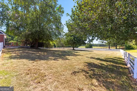 Exterior - 121 Hudson Rd, Lagrange, GA 30240 photo 14 of 22