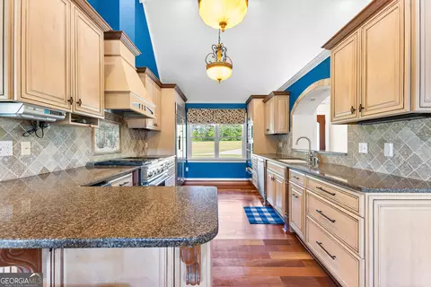 Kitchen - 121 Hudson Rd, Lagrange, GA 30240 photo 5 of 5