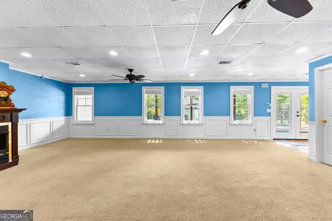 Living - 121 Hudson Rd, Lagrange, GA 30240 photo 9 of 9
