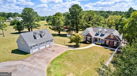 Exterior - 121 Hudson Rd, Lagrange, GA 30240 photo 21 of 22