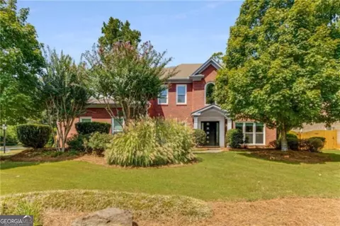 4755 Ashford Club Dr, Dunwoody, GA 30338