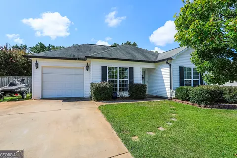 107 Marcelline Ct, Warner Robins, GA 31088