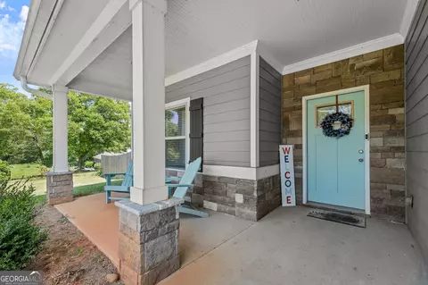 214 State St, Commerce, GA 30529 photo 5