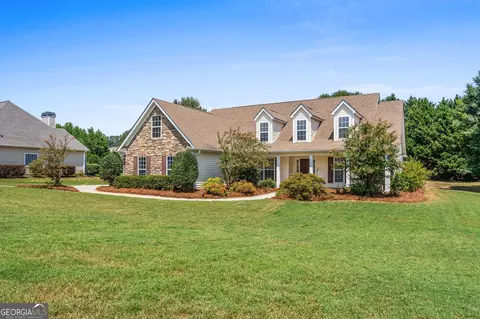 200 Otter Cir, Fayetteville, GA 30215