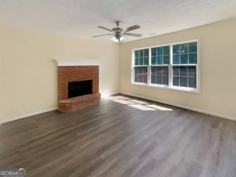 470 Trelawney Cir, Covington, GA 30016 photo 3