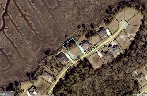 311 Bateau Dr #357, Saint Marys, GA 31558