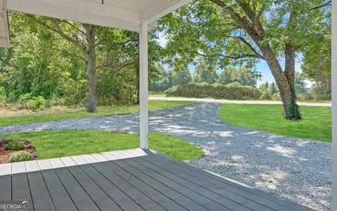 523 Brookhaven Cir, Toccoa, GA 30577 photo 3