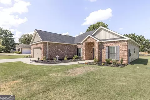 103 Red Bird Cir, Bonaire, GA 31005