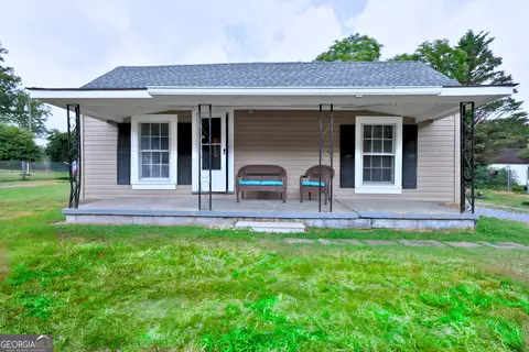 14 Walnut St, Aragon, GA 30104