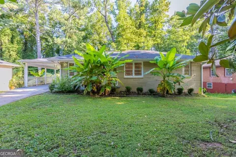2812 Mitchell Dr, Decatur, GA 30032