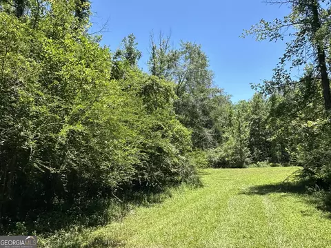 003 Case Rd, Slocumb, AL 36375