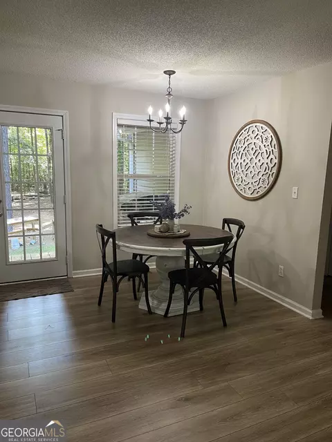 663 Wesley Dr, Jackson, GA 30233 photo 4