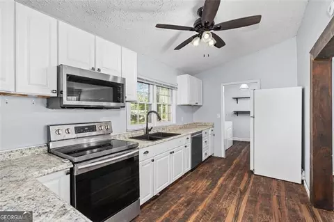 59 Keith Dr, Forsyth, GA 31029 photo 9