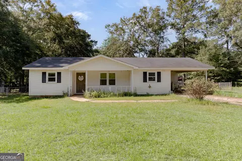 744 Grovania Rd, Hawkinsville, GA 31036