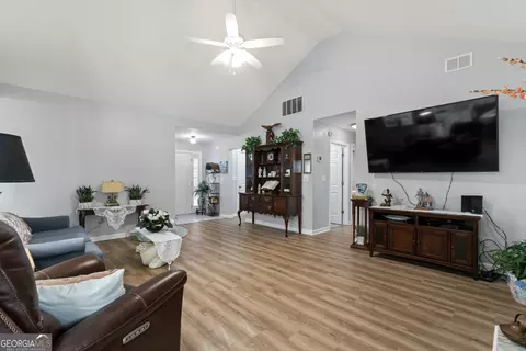 80 Dogwood Lakes Dr, Hampton, GA 30228 photo 8