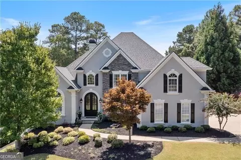 218 White Oak Dr, Canton, GA 30114