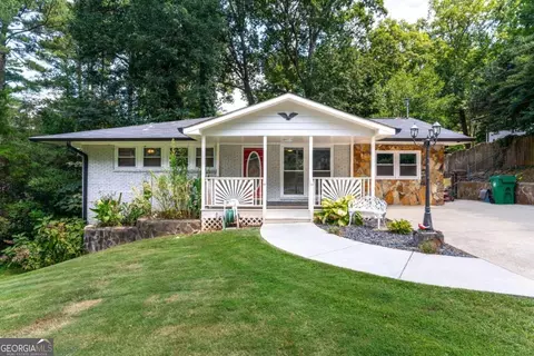 2989 Vine Cir, Decatur, GA 30033