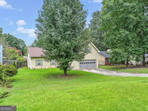 1451 Daniel Ln, Lawrenceville, GA 30046