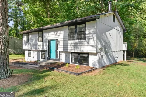 5779 Bobbin Ln, Lithonia, GA 30058