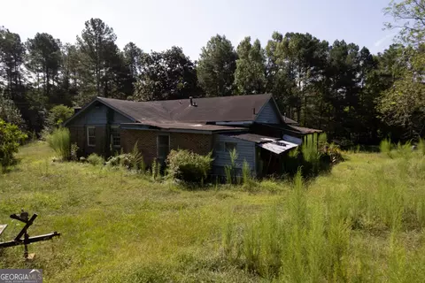 331 Calhoun Rd, Griffin, GA 30224