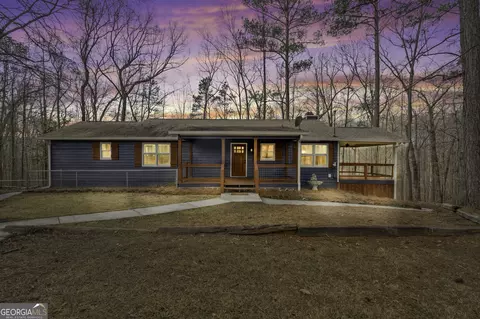 305 Margaret Dr, Forsyth, GA 31029