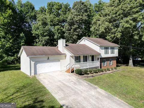 2464 Danver Ln, Buford, GA 30519