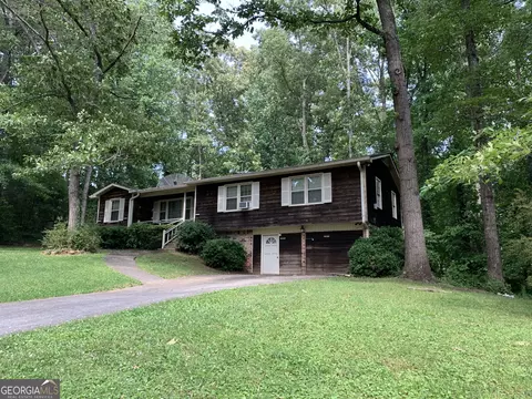 400 Sherwood Dr, Woodstock, GA 30188