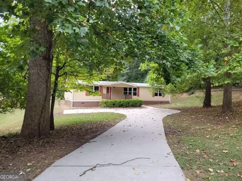 3986 Green Dr, Gainesville, GA 30506