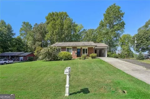 886 Perimeter Rd, Dawsonville, GA 30534