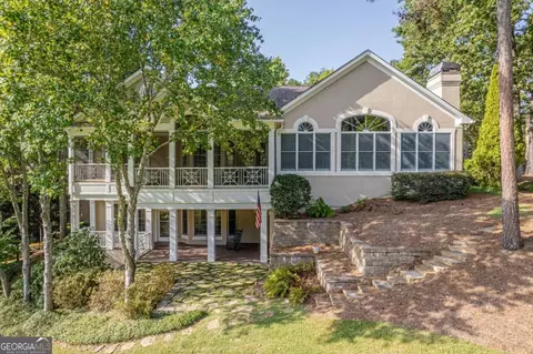 1020 Plantation Point Dr, Greensboro, GA 30642