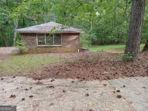 4480 Old Fairburn Rd, College Park, GA 30349