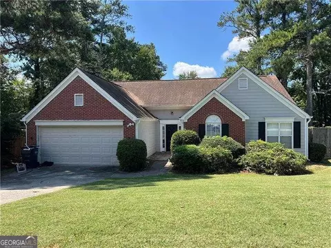 4517 Legend Hollow Ln, Powder Springs, GA 30127