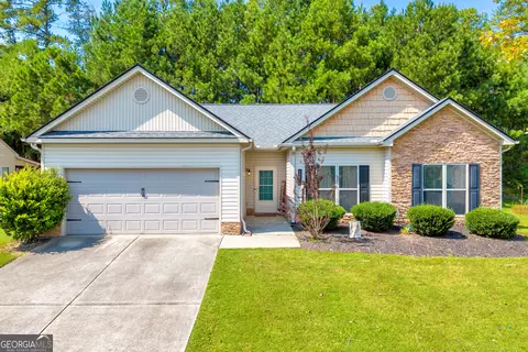 2224 Avalon Trce, Winder, GA 30680
