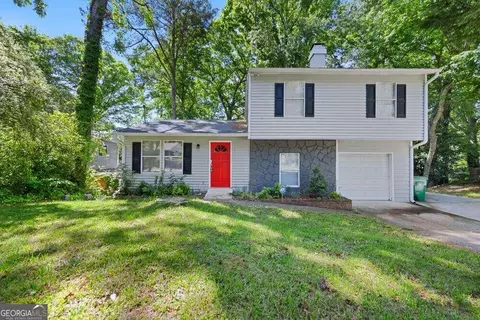 4977 Dantel Way, Stone Mountain, GA 30083